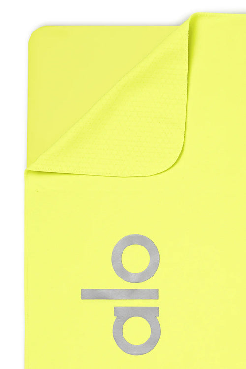 Grounded No-Slip Towel - Highlighter