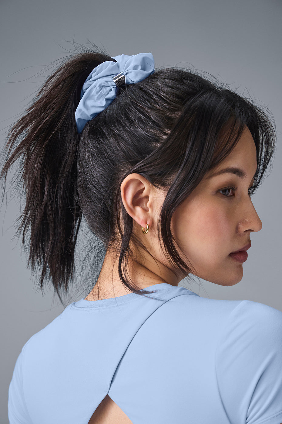 Bead It Oversized Scrunchie - Seashell Blue – Alo Yoga Mexico