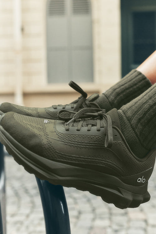 ALO Runner - Green Olive