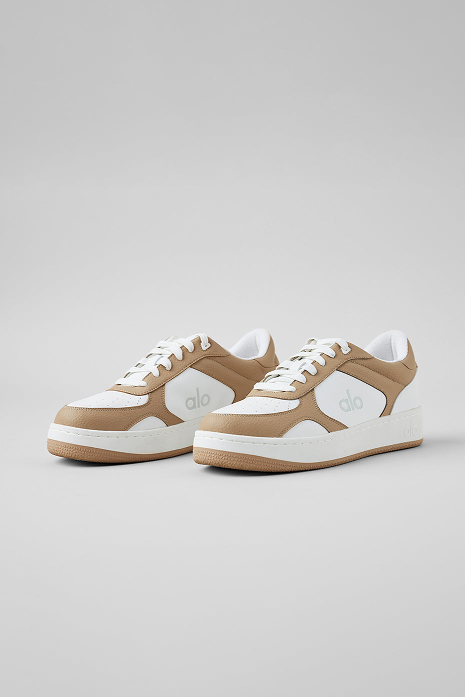 ALO Recovery Mode Sneaker - Gravel/White – Alo Yoga Mexico