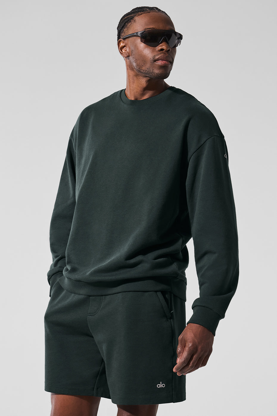 Chill Crew Neck Pullover - Charcoal Green – Alo Yoga Mexico