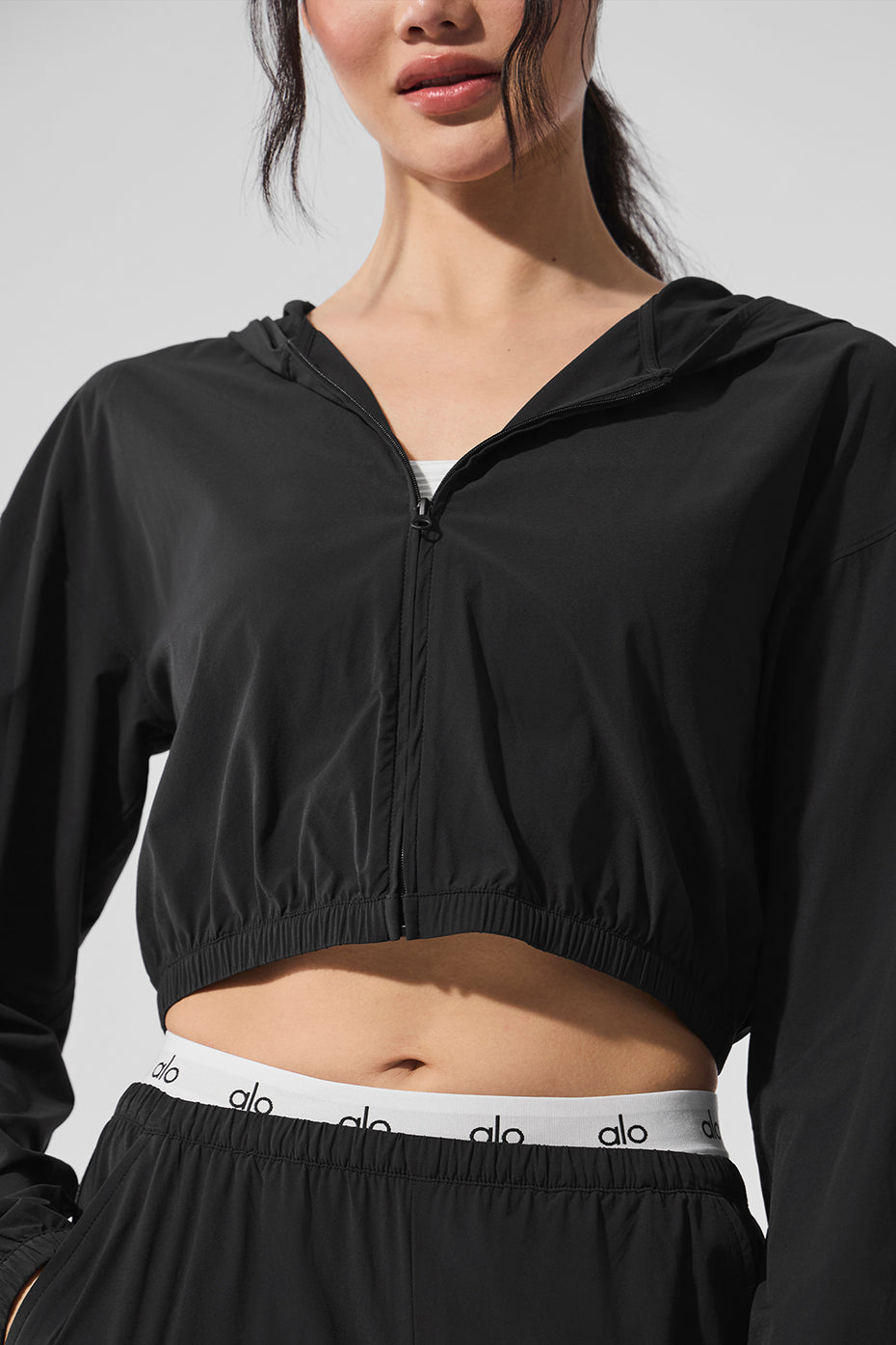 フィットネストップス [Alo Yoga] Cropped Breezy Full-Zip Cover Up Cropped Breezy Full-Zip Cover Up - White | Alo Yoga