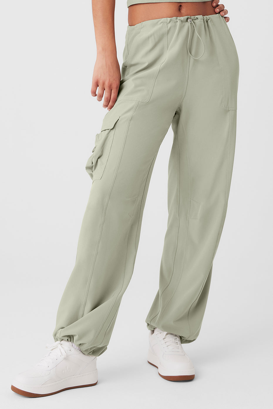 Alo アローヨガ　megastar cargo pant カーゴパンツ Megastar Cargo Pant - Black | ALO