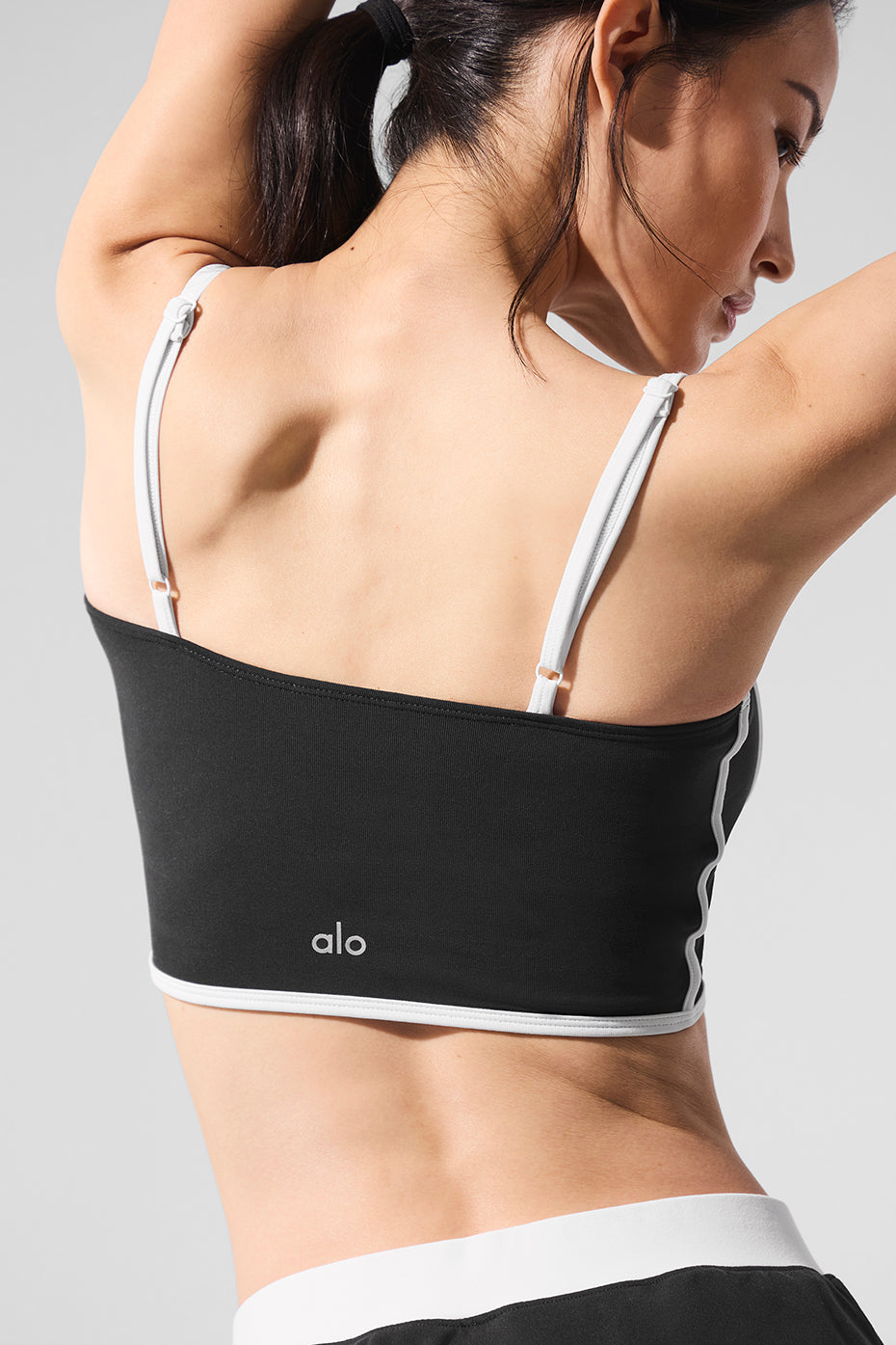 Airbrush Streamlined Bra Tank - Black/White – Alo Yoga Mexico Airbrush Streamlined Bra Tank - Black/White – Alo Yoga Mexico