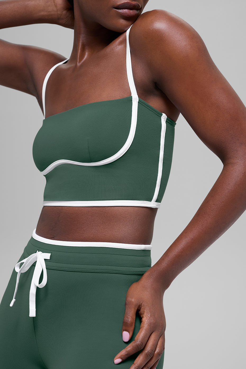 Airbrush Streamlined Bra Tank - Clover Green/White – Alo Yoga Mexico