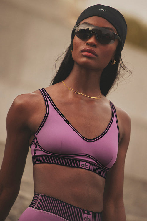 Airlift Line Up Bra - Soft Mulberry – Alo Yoga Mexico