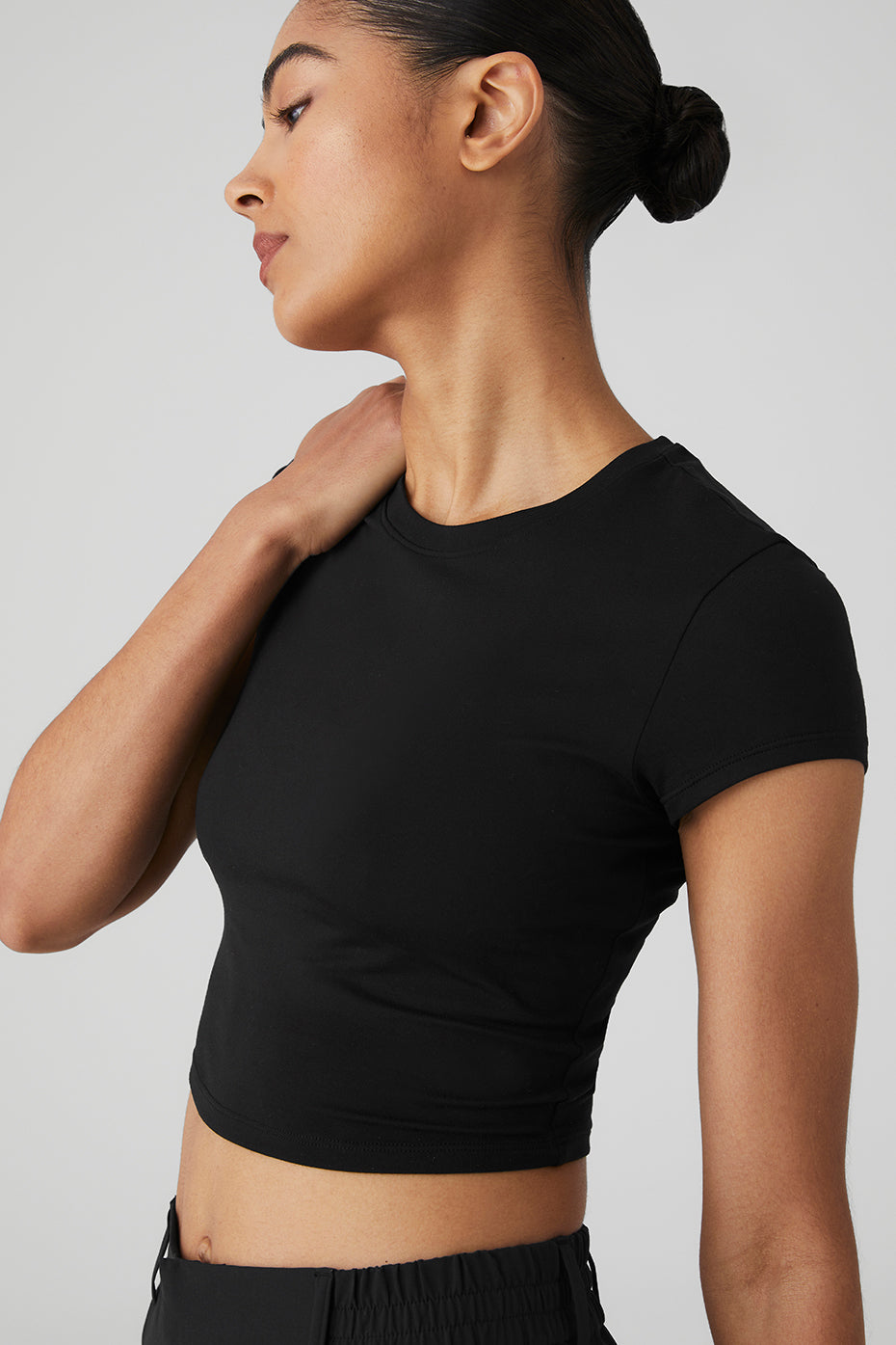 Alosoft Crop Finesse Short Sleeve - Black – Alo Yoga Mexico