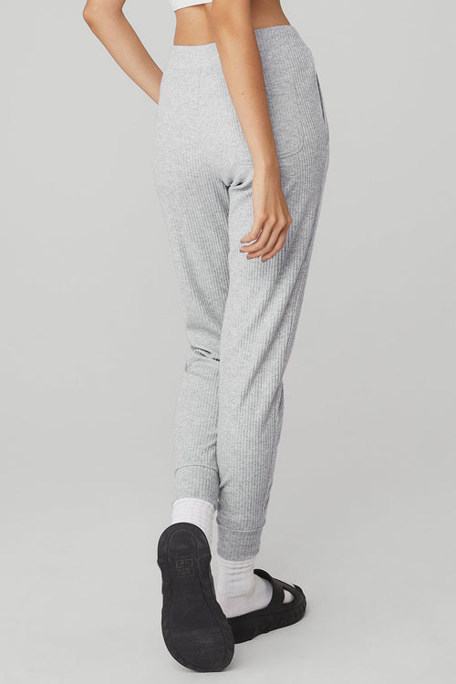 Alo Yoga W5784R MUSE SWEATPANT in Athletic Heather Grey – Mom Loves Me  Children Boutique