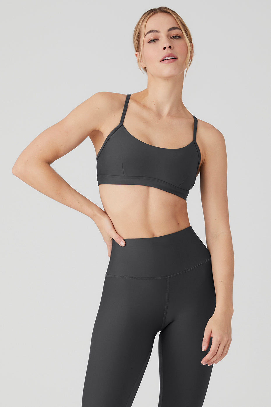 Airlift Intrigue Bra - Anthracite – Alo Yoga Mexico